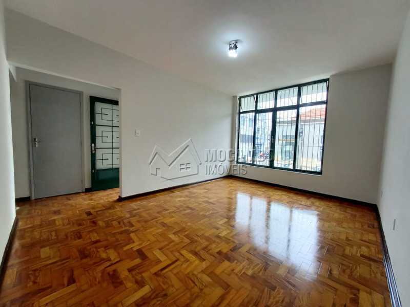 Conheça Sala do imóvel - Casa Comercial para alugar Itatiba,SP Centro - R$ 2.500 - FCCC30017 - 1 Sala - Casa Comercial para alugar Itatiba,SP Centro - R$ 2.500 - FCCC30017 - 1