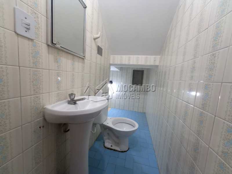 Conheça Lavabo do imóvel - Casa Comercial para alugar Itatiba,SP Centro - R$ 2.500 - FCCC30017 - 4 Lavabo - Casa Comercial para alugar Itatiba,SP Centro - R$ 2.500 - FCCC30017 - 4
