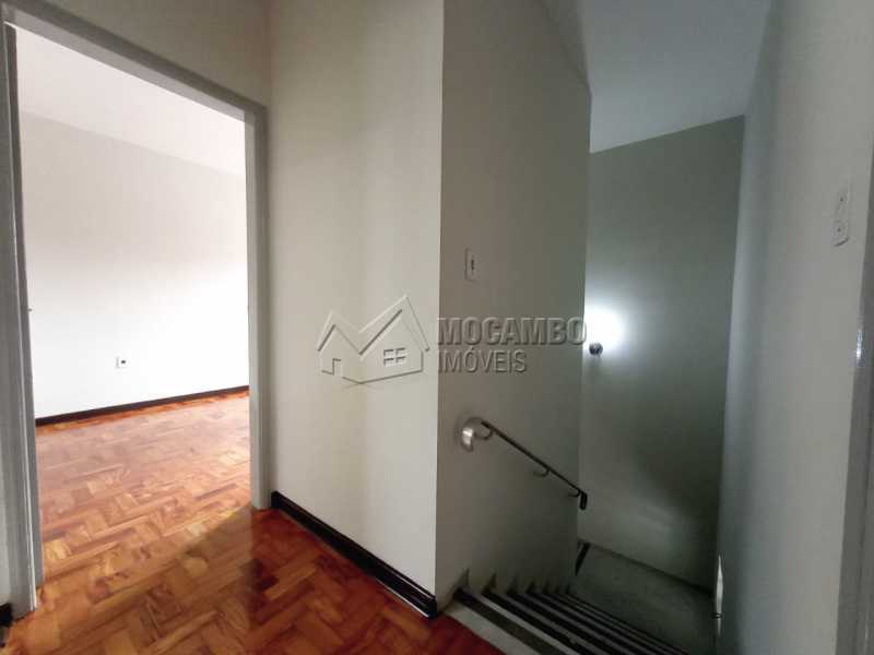 Conheça Hall dos quartos do imóvel - Casa Comercial para alugar Itatiba,SP Centro - R$ 2.500 - FCCC30017 - 12 Hall dos quartos - Casa Comercial para alugar Itatiba,SP Centro - R$ 2.500 - FCCC30017 - 12