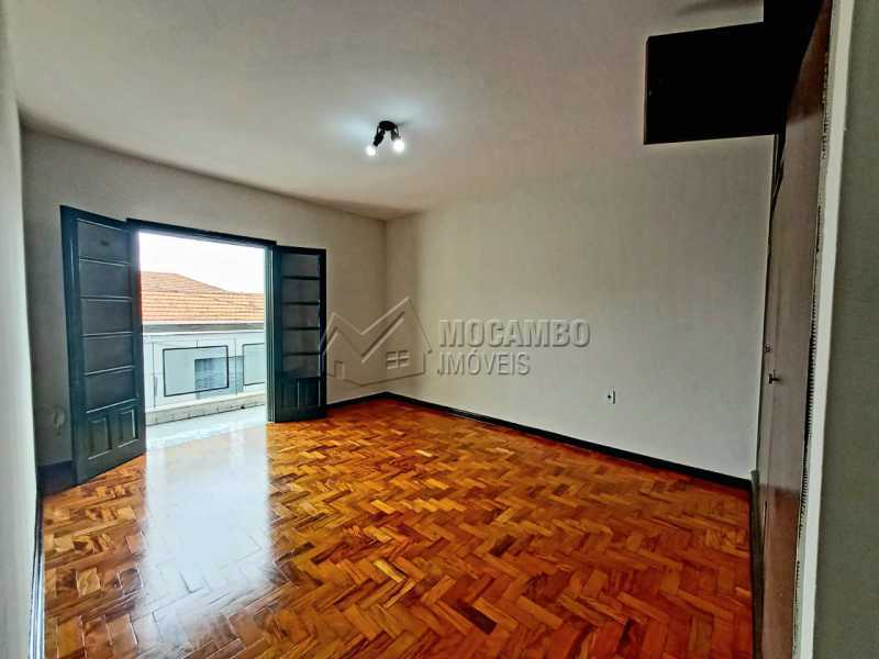 Conheça Quarto 01 do imóvel - Casa Comercial para alugar Itatiba,SP Centro - R$ 2.500 - FCCC30017 - 13 Quarto 01 - Casa Comercial para alugar Itatiba,SP Centro - R$ 2.500 - FCCC30017 - 13