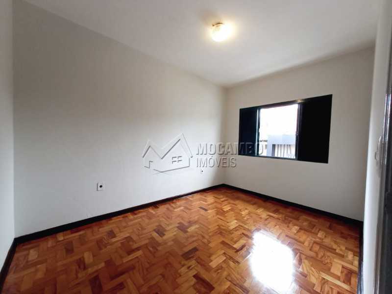 Conheça Quarto 03 do imóvel - Casa Comercial para alugar Itatiba,SP Centro - R$ 2.500 - FCCC30017 - 18 Quarto 03 - Casa Comercial para alugar Itatiba,SP Centro - R$ 2.500 - FCCC30017 - 18