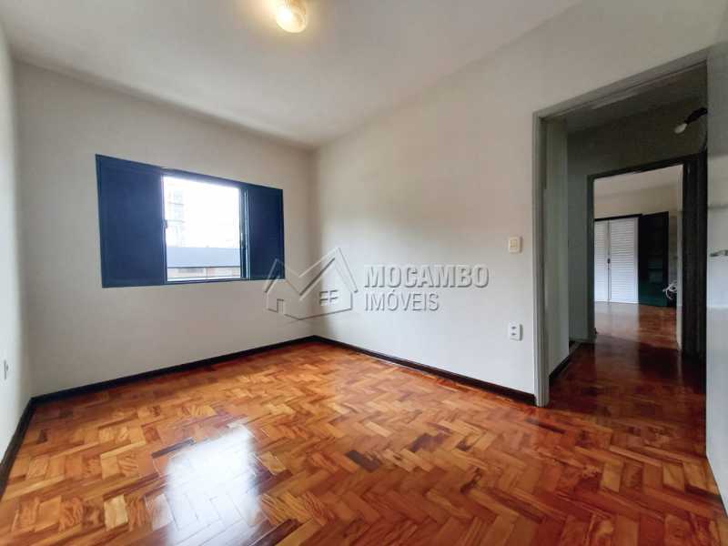 Conheça Quarto 03 do imóvel - Casa Comercial para alugar Itatiba,SP Centro - R$ 2.500 - FCCC30017 - 19 Quarto 03 - Casa Comercial para alugar Itatiba,SP Centro - R$ 2.500 - FCCC30017 - 19