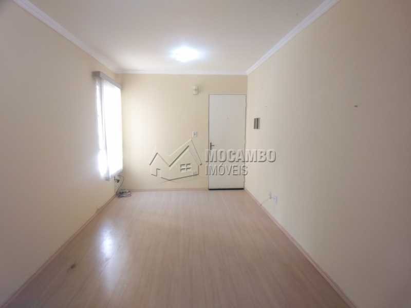 Conheça Sala do imóvel - Apartamento 2 quartos para alugar Itatiba,SP - R$ 700 - FCAP21109 - 3 Sala - Apartamento 2 quartos para alugar Itatiba,SP - R$ 700 - FCAP21109 - 3