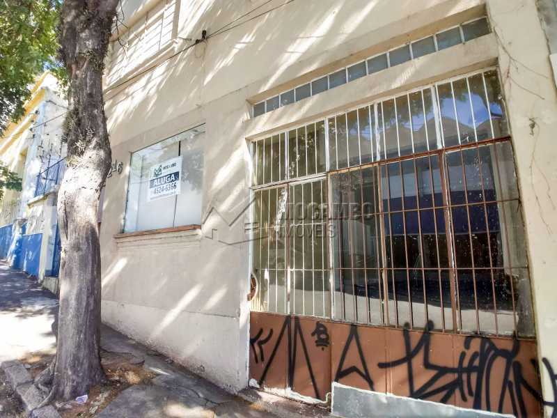 Conheça Fachada do imóvel - Casa 2 quartos para alugar Itatiba,SP Centro - R$ 1.200 - FCCA21357 - 3 Fachada - Casa 2 quartos para alugar Itatiba,SP Centro - R$ 1.200 - FCCA21357 - 3
