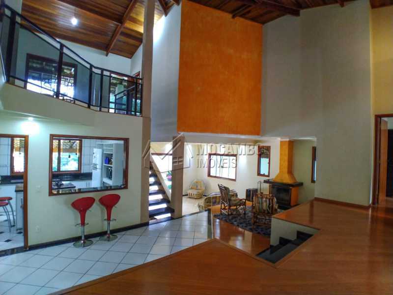 Conheça Living 3 ambientes do imóvel - Casa em Condomínio 4 quartos à venda Itatiba,SP - R$ 990.000 - FCCN40162 - 9 Living 3 ambientes - Casa em Condomínio 4 quartos à venda Itatiba,SP - R$ 990.000 - FCCN40162 - 9