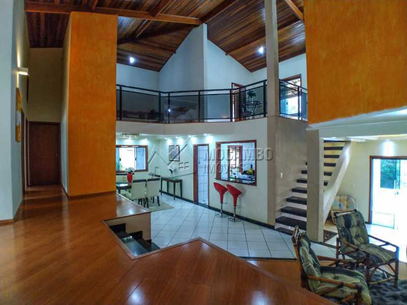 Conheça Living 3 ambientes do imóvel - Casa em Condomínio 4 quartos à venda Itatiba,SP - R$ 990.000 - FCCN40162 - 8 Living 3 ambientes - Casa em Condomínio 4 quartos à venda Itatiba,SP - R$ 990.000 - FCCN40162 - 8