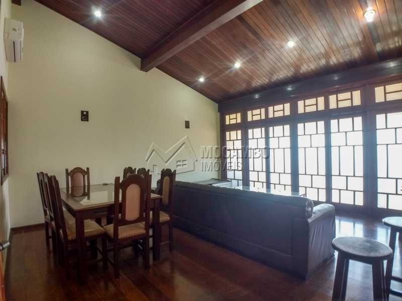 Conheça Sala de TV do imóvel - Casa 3 quartos para alugar Itatiba,SP - R$ 2.800 - FCCA31359 - 4 Sala de TV - Casa 3 quartos para alugar Itatiba,SP - R$ 2.800 - FCCA31359 - 4