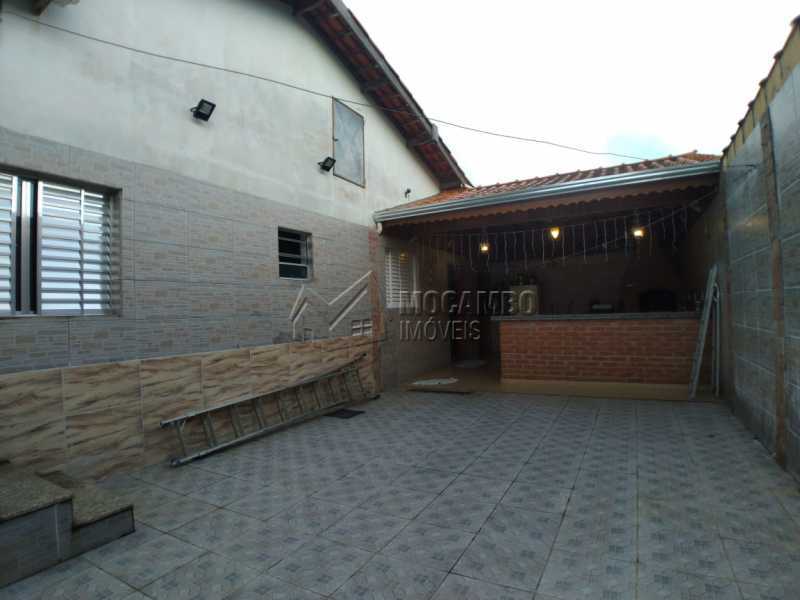Conheça Quintal lateral do imóvel - Casa 3 quartos à venda Itatiba,SP - R$ 380.000 - FCCA31363 - 8 Quintal lateral - Casa 3 quartos à venda Itatiba,SP - R$ 380.000 - FCCA31363 - 8