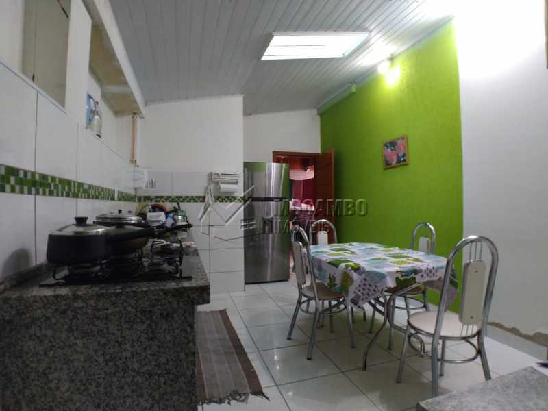 Conheça Sala do imóvel - Casa 3 quartos à venda Itatiba,SP - R$ 380.000 - FCCA31363 - 13 Sala - Casa 3 quartos à venda Itatiba,SP - R$ 380.000 - FCCA31363 - 13