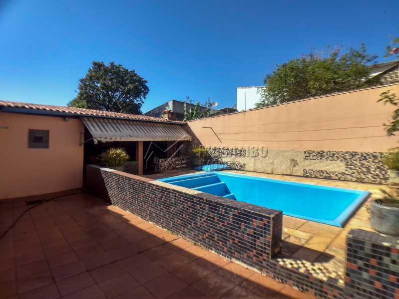 Conheça Área Externa do imóvel - Casa 2 quartos para alugar Itatiba,SP - R$ 2.300 - FCCA21373 - 15 Área Externa - Casa 2 quartos para alugar Itatiba,SP - R$ 2.300 - FCCA21373 - 15