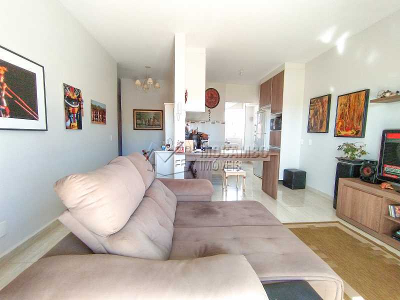 Conheça Sala do imóvel - Apartamento 2 quartos à venda Itatiba,SP - R$ 300.000 - FCAP21141 - 8 Sala - Apartamento 2 quartos à venda Itatiba,SP - R$ 300.000 - FCAP21141 - 8