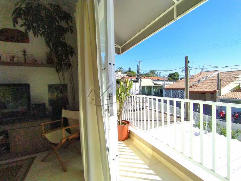 Conheça Sala com Sacada do imóvel - Apartamento 2 quartos à venda Itatiba,SP - R$ 300.000 - FCAP21141 - 4 Sala com Sacada - Apartamento 2 quartos à venda Itatiba,SP - R$ 300.000 - FCAP21141 - 4