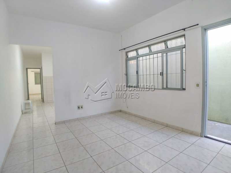 Conheça Sala do imóvel - Casa 2 quartos à venda Itatiba,SP - R$ 230.000 - FCCA21386 - 9 Sala - Casa 2 quartos à venda Itatiba,SP - R$ 230.000 - FCCA21386 - 9