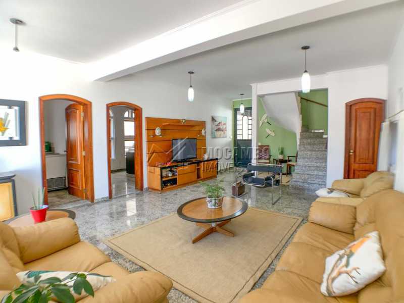 Conheça Sala andar inferior do imóvel - Casa 3 quartos à venda Itatiba,SP Nova Itatiba - R$ 920.000 - FCCA31378 - 12 Sala andar inferior - Casa 3 quartos à venda Itatiba,SP Nova Itatiba - R$ 920.000 - FCCA31378 - 12