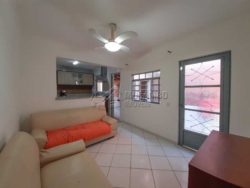 Conheça Sala do imóvel - Casa 2 quartos à venda Itatiba,SP - R$ 270.000 - FCCA21393 - 8 Sala - Casa 2 quartos à venda Itatiba,SP - R$ 270.000 - FCCA21393 - 8