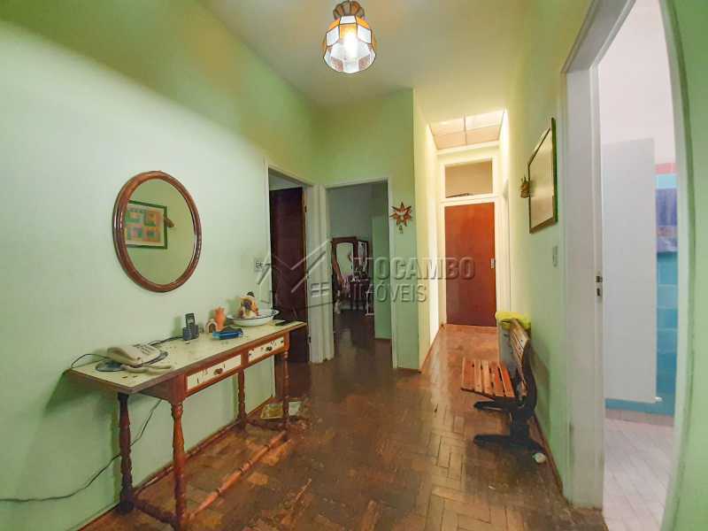 Conheça Corredor Interno do imóvel - Casa 4 quartos à venda Itatiba,SP Centro - R$ 900.000 - FCCA40145 - 7 Corredor Interno - Casa 4 quartos à venda Itatiba,SP Centro - R$ 900.000 - FCCA40145 - 7