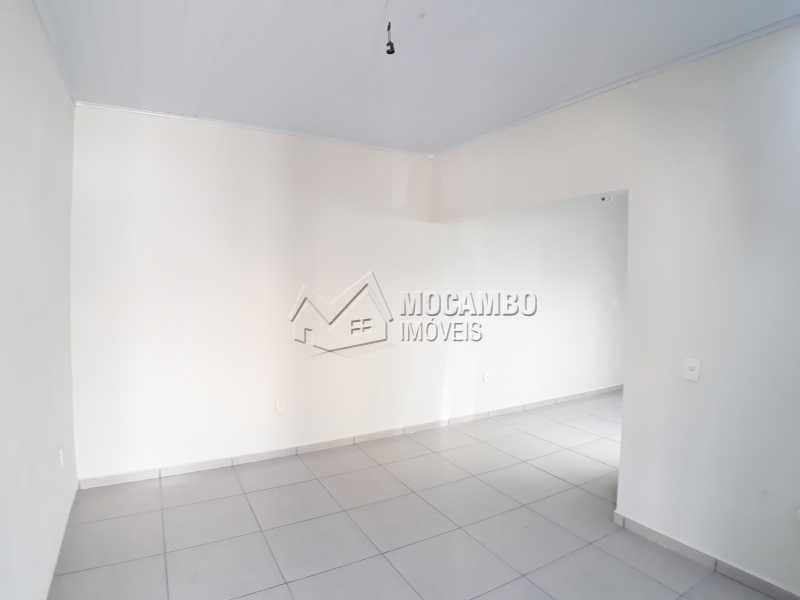 Conheça Sala/cozinha do imóvel - Casa 1 quarto para alugar Itatiba,SP Centro - R$ 700 - FCCA10290 - 1 Sala/cozinha - Casa 1 quarto para alugar Itatiba,SP Centro - R$ 700 - FCCA10290 - 1