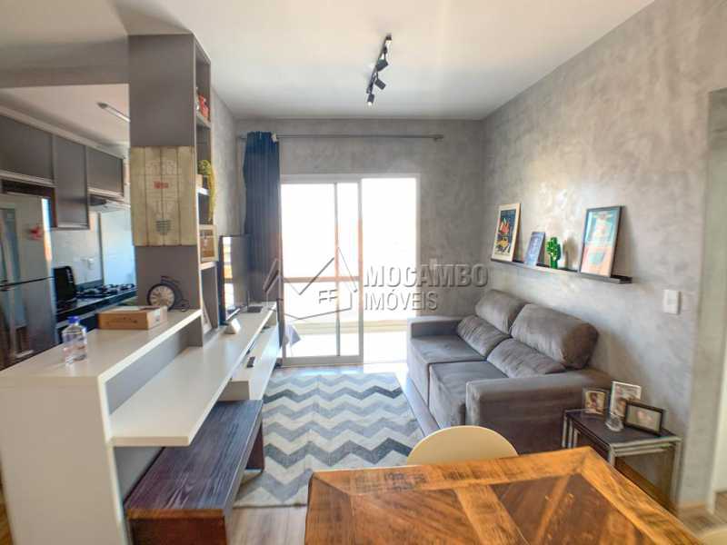 Conheça Sala do imóvel - Apartamento 2 quartos à venda Itatiba,SP - R$ 350.000 - FCAP21153 - 5 Sala - Apartamento 2 quartos à venda Itatiba,SP - R$ 350.000 - FCAP21153 - 5
