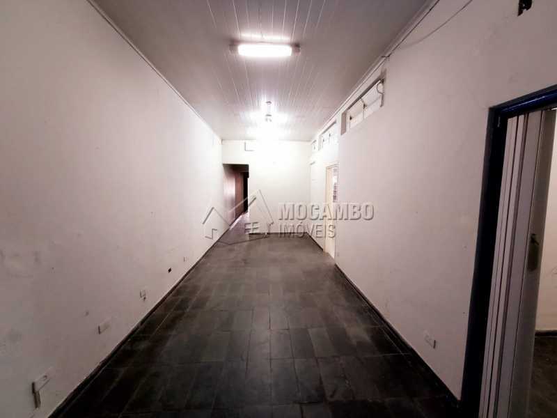 Conheça Sala principal do imóvel - Casa Comercial para alugar Itatiba,SP Centro - R$ 1.000 - FCCC20017 - 6 Sala principal - Casa Comercial para alugar Itatiba,SP Centro - R$ 1.000 - FCCC20017 - 6