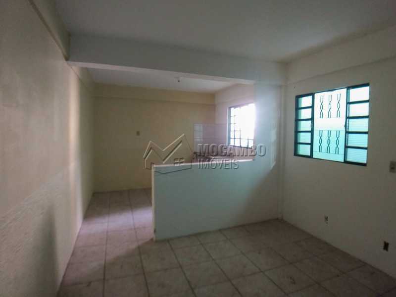 Conheça Sala/Cozinha do imóvel - Casa 1 quarto para alugar Itatiba,SP - R$ 750 - FCCA10295 - 1 Sala/Cozinha - Casa 1 quarto para alugar Itatiba,SP - R$ 750 - FCCA10295 - 1