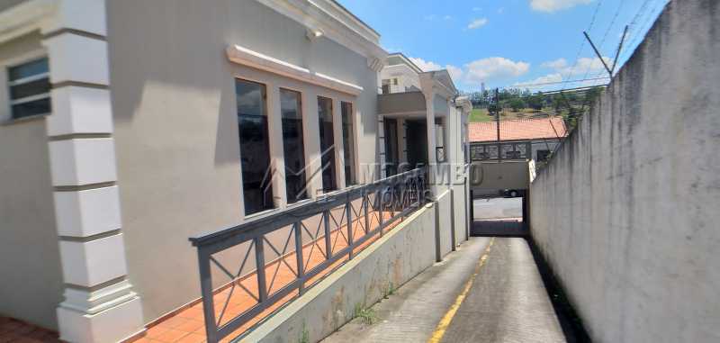 Conheça Espaço Externo do imóvel - Sala Comercial para alugar Itatiba,SP Centro - R$ 1.000 - FCSL00229 - 6 Espaço Externo - Sala Comercial para alugar Itatiba,SP Centro - R$ 1.000 - FCSL00229 - 6