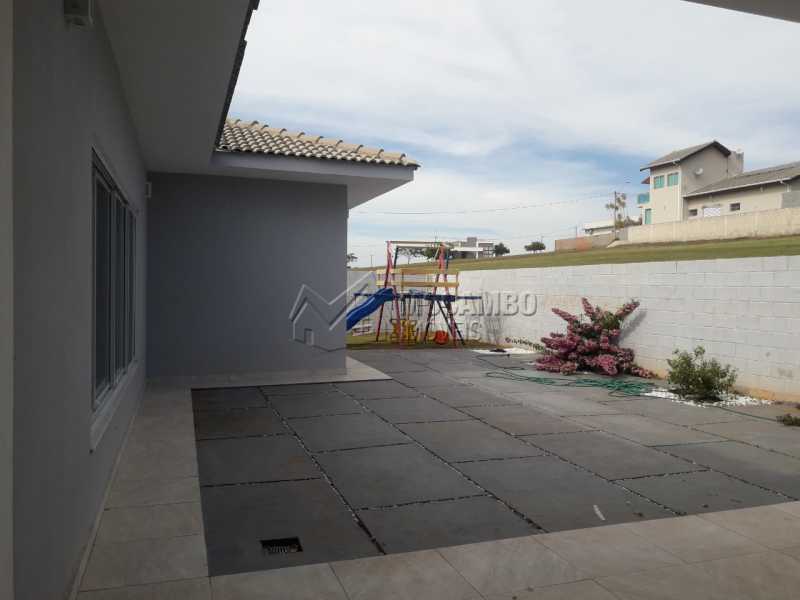 Conheça quintal do imóvel - Casa em Condomínio à venda Itatiba,SP - R$ 770.000 - FCCN00019 - 14 quintal - Casa em Condomínio à venda Itatiba,SP - R$ 770.000 - FCCN00019 - 14