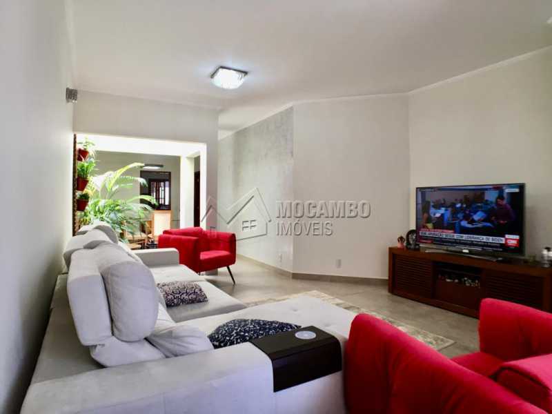 Conheça Sala de tv do imóvel - Casa 3 quartos à venda Itatiba,SP - R$ 620.000 - FCCA31414 - 1 Sala de tv - Casa 3 quartos à venda Itatiba,SP - R$ 620.000 - FCCA31414 - 1