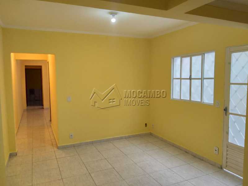 Conheça Sala do imóvel - Casa 2 quartos para alugar Itatiba,SP - R$ 890 - FCCA21423 - 8 Sala - Casa 2 quartos para alugar Itatiba,SP - R$ 890 - FCCA21423 - 8
