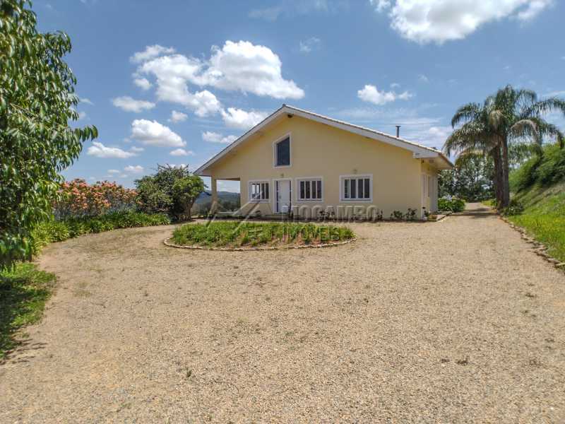 Conheça Casa sede do imóvel - Sítio 150000m² à venda Itatiba,SP - R$ 2.500.000 - FCSI40009 - 14 Casa sede - Sítio 150000m² à venda Itatiba,SP - R$ 2.500.000 - FCSI40009 - 14