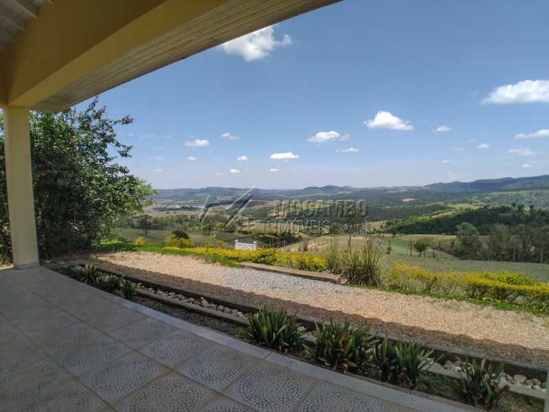 Conheça Varanda e vista do imóvel - Sítio 150000m² à venda Itatiba,SP - R$ 2.500.000 - FCSI40009 - 17 Varanda e vista - Sítio 150000m² à venda Itatiba,SP - R$ 2.500.000 - FCSI40009 - 17