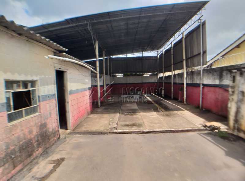 Conheça Espaço de lavagem do imóvel - Ponto comercial para alugar Itatiba,SP - R$ 2.000 - FCPC00075 - 7 Espaço de lavagem - Ponto comercial para alugar Itatiba,SP - R$ 2.000 - FCPC00075 - 7