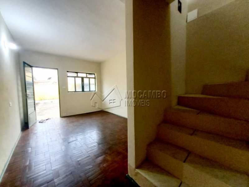 Conheça Sala do imóvel - Casa de Vila 2 quartos para alugar Itatiba,SP - R$ 1.150 - FCCV20001 - 3 Sala - Casa de Vila 2 quartos para alugar Itatiba,SP - R$ 1.150 - FCCV20001 - 3