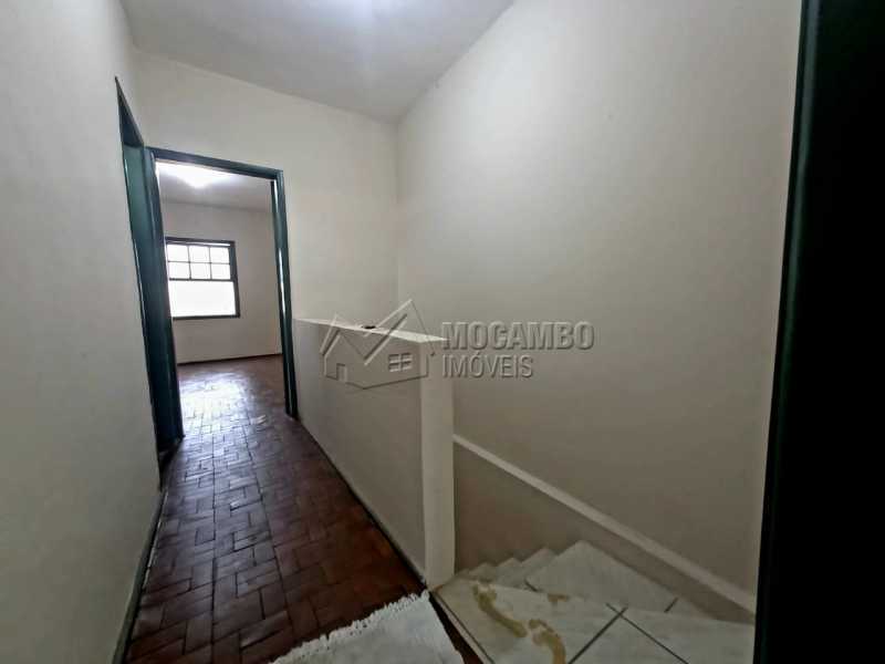 Conheça Hall dos dormitórios/banheiro do imóvel - Casa de Vila 2 quartos para alugar Itatiba,SP - R$ 1.150 - FCCV20001 - 7 Hall dos dormitórios/banheiro - Casa de Vila 2 quartos para alugar Itatiba,SP - R$ 1.150 - FCCV20001 - 7