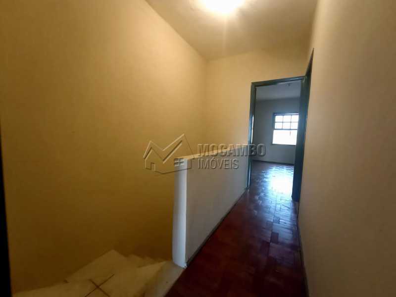 Conheça Hall dos dormitórios/banheiro do imóvel - Casa de Vila 2 quartos para alugar Itatiba,SP - R$ 1.150 - FCCV20002 - 6 Hall dos dormitórios/banheiro - Casa de Vila 2 quartos para alugar Itatiba,SP - R$ 1.150 - FCCV20002 - 6