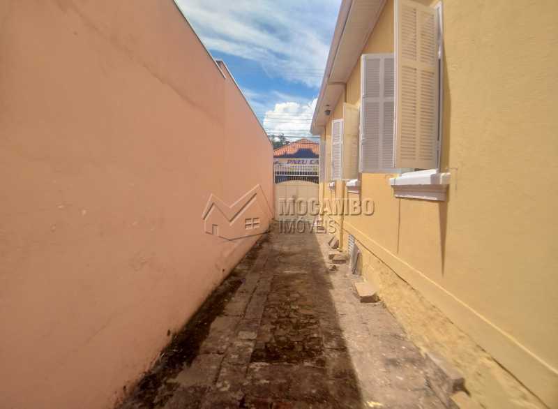 Conheça Garagem do imóvel - Ponto comercial para alugar Itatiba,SP Centro - R$ 2.400 - FCPC00076 - 25 Garagem - Ponto comercial para alugar Itatiba,SP Centro - R$ 2.400 - FCPC00076 - 25
