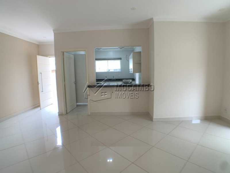 Conheça Sala do imóvel - Casa em Condomínio 3 quartos à venda Itatiba,SP - R$ 740.000 - FCCN30516 - 7 Sala - Casa em Condomínio 3 quartos à venda Itatiba,SP - R$ 740.000 - FCCN30516 - 7