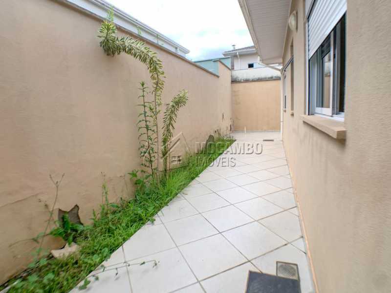 Conheça Lateral do imóvel - Casa em Condomínio 3 quartos à venda Itatiba,SP - R$ 740.000 - FCCN30516 - 28 Lateral - Casa em Condomínio 3 quartos à venda Itatiba,SP - R$ 740.000 - FCCN30516 - 28