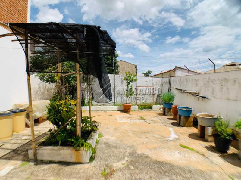 Conheça Quintal do imóvel - Casa 3 quartos à venda Itatiba,SP Nova Itatiba - R$ 680.000 - FCCA31431 - 24 Quintal - Casa 3 quartos à venda Itatiba,SP Nova Itatiba - R$ 680.000 - FCCA31431 - 24