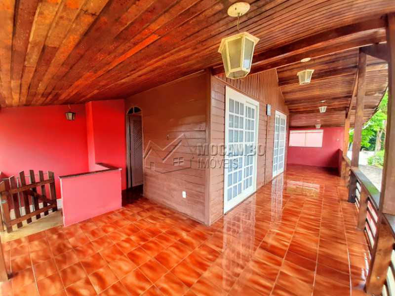Conheça Varanda do imóvel - Chácara 1000m² à venda Itatiba,SP - R$ 490.000 - FCCH30120 - 3 Varanda - Chácara 1000m² à venda Itatiba,SP - R$ 490.000 - FCCH30120 - 3