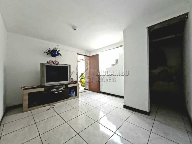 Conheça Quarto 02 do imóvel - Casa 2 quartos para alugar Itatiba,SP - R$ 800 - FCCA21444 - 12 Quarto 02 - Casa 2 quartos para alugar Itatiba,SP - R$ 800 - FCCA21444 - 12
