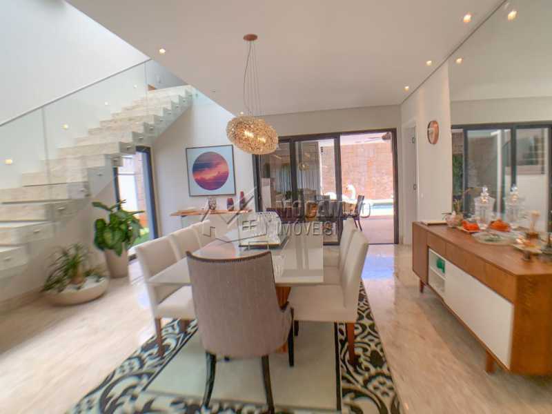 Conheça Sala do imóvel - Casa em Condomínio 3 quartos à venda Itatiba,SP - R$ 1.890.000 - FCCN30522 - 8 Sala - Casa em Condomínio 3 quartos à venda Itatiba,SP - R$ 1.890.000 - FCCN30522 - 8