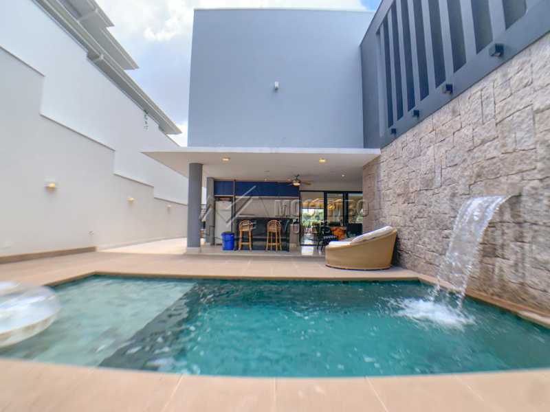 Conheça Piscina do imóvel - Casa em Condomínio 3 quartos à venda Itatiba,SP - R$ 1.890.000 - FCCN30522 - 28 Piscina - Casa em Condomínio 3 quartos à venda Itatiba,SP - R$ 1.890.000 - FCCN30522 - 28