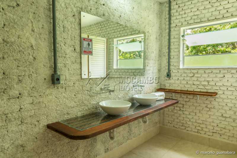 Conheça Banheiro do imóvel - Sítio 90000m² à venda Itatiba,SP Mombuca - R$ 3.700.000 - FCSI40010 - 22 Banheiro - Sítio 90000m² à venda Itatiba,SP Mombuca - R$ 3.700.000 - FCSI40010 - 22