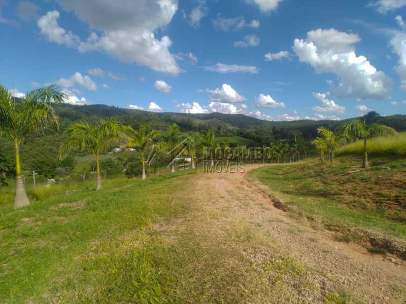Conheça Acesso do imóvel - Sítio 90000m² à venda Itatiba,SP Mombuca - R$ 3.700.000 - FCSI40010 - 27 Acesso - Sítio 90000m² à venda Itatiba,SP Mombuca - R$ 3.700.000 - FCSI40010 - 27