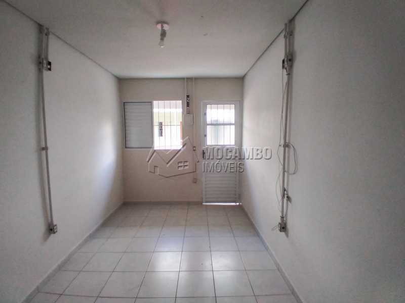Conheça Sala do imóvel - Casa 1 quarto para alugar Itatiba,SP Centro - R$ 780 - FCCA10311 - 1 Sala - Casa 1 quarto para alugar Itatiba,SP Centro - R$ 780 - FCCA10311 - 1