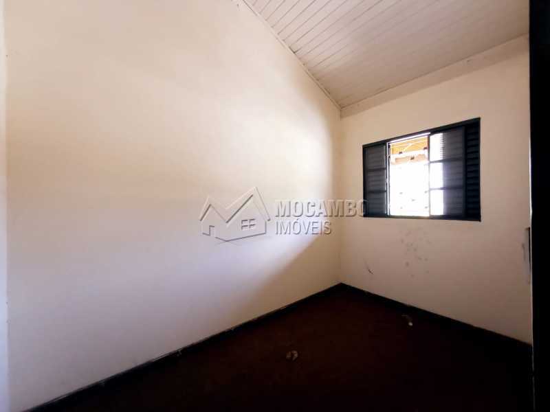 Conheça Quarto do imóvel - Casa 2 quartos para alugar Itatiba,SP - R$ 550 - FCCA21463 - 6 Quarto - Casa 2 quartos para alugar Itatiba,SP - R$ 550 - FCCA21463 - 6