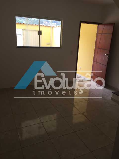 Conheça SALA do imóvel - LINDA CASA DUPLEX 2 QUARTOS SÃO JORGE CAMPO GRANDE RJ - A0296 - 3 SALA - LINDA CASA DUPLEX 2 QUARTOS SÃO JORGE CAMPO GRANDE RJ - A0296 - 3