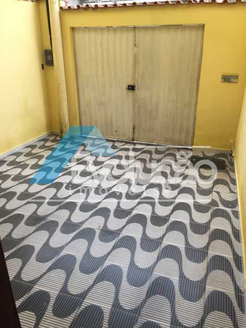 Conheça GARAGEM do imóvel - LINDA CASA DUPLEX 2 QUARTOS SÃO JORGE CAMPO GRANDE RJ - A0296 - 9 GARAGEM - LINDA CASA DUPLEX 2 QUARTOS SÃO JORGE CAMPO GRANDE RJ - A0296 - 9