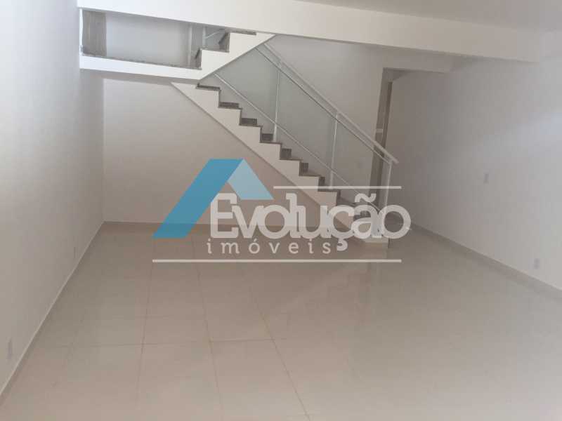 Conheça SALA do imóvel - CASA 3 QUARTOS SÃO JORGE CAMPO GRANDE - V0240 - 4 SALA - CASA 3 QUARTOS SÃO JORGE CAMPO GRANDE - V0240 - 4