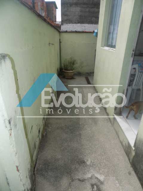 Conheça QUINTAL FUNDOS do imóvel - Casa 4 quartos à venda Rio de Janeiro,RJ - R$ 260.000 - V0254 - 15 QUINTAL FUNDOS - Casa 4 quartos à venda Rio de Janeiro,RJ - R$ 260.000 - V0254 - 15